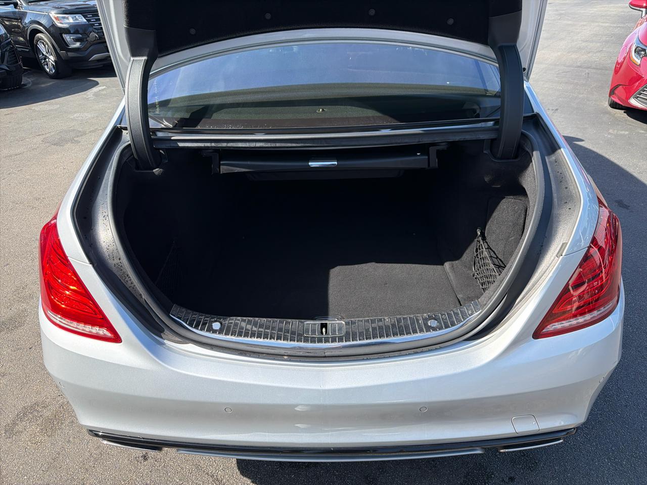 Mercedes-Benz S-Class 4dr Sdn S 550 4MATIC 2015