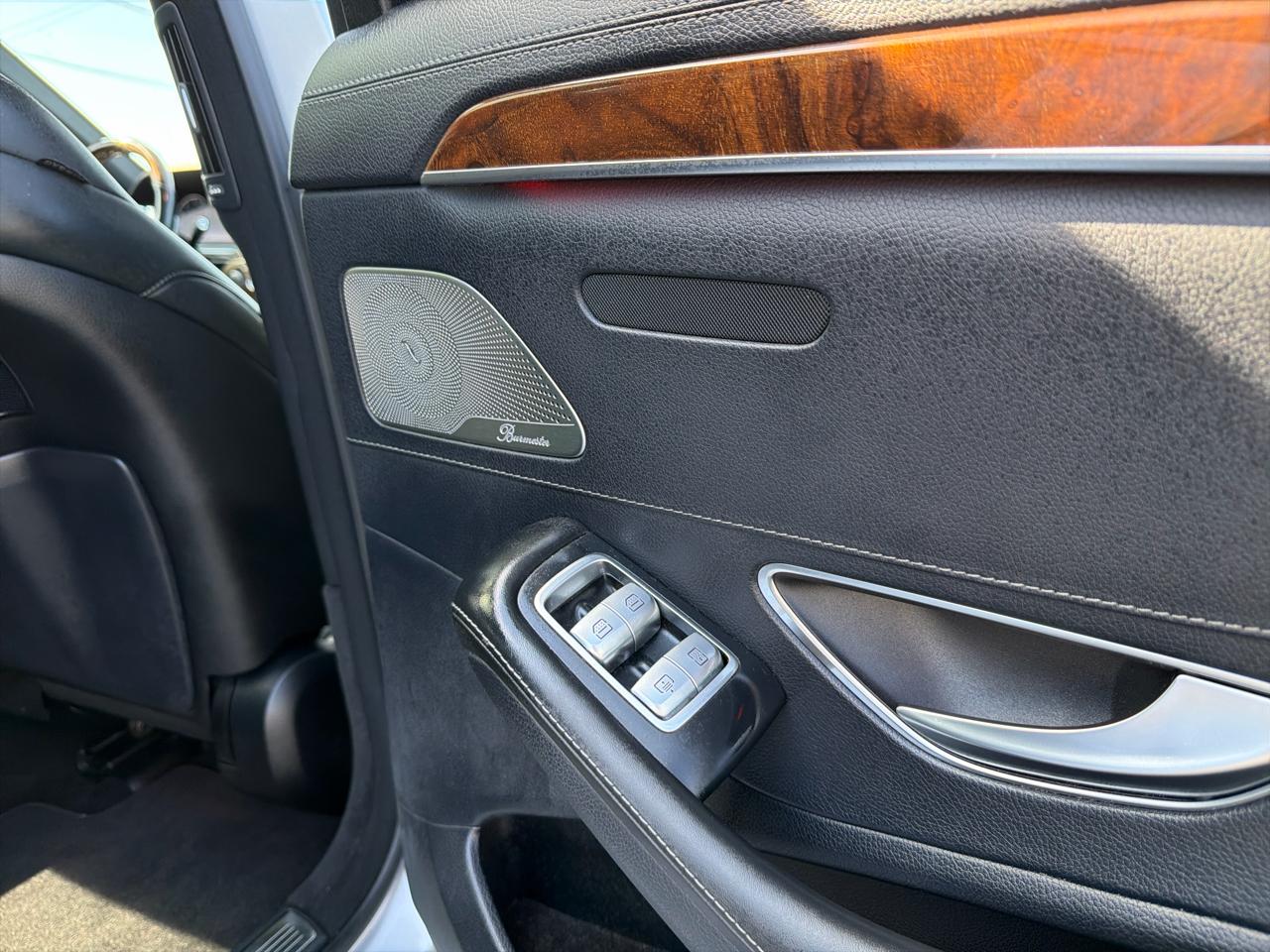 Mercedes-Benz S-Class 4dr Sdn S 550 4MATIC 2015