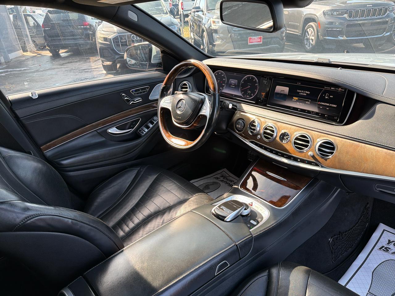 Mercedes-Benz S-Class 4dr Sdn S 550 4MATIC 2015