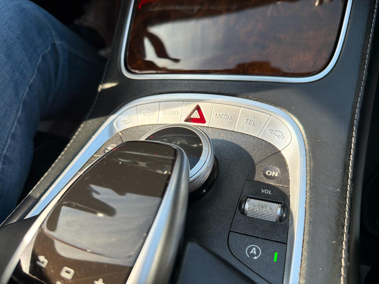 Mercedes-Benz S-Class 4dr Sdn S 550 4MATIC 2015