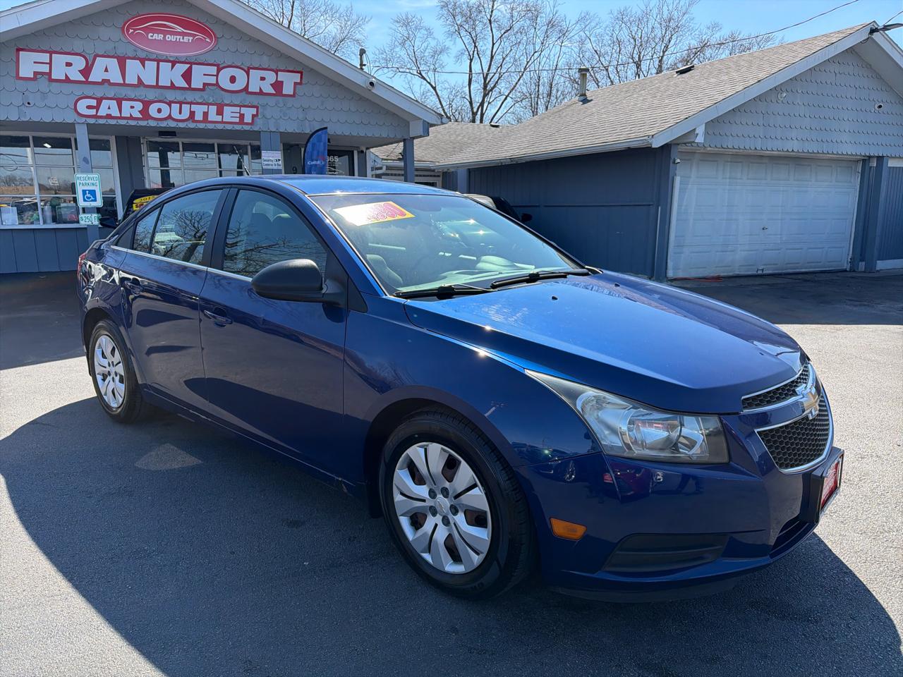 Chevrolet Cruze 4dr Sdn LS 2012