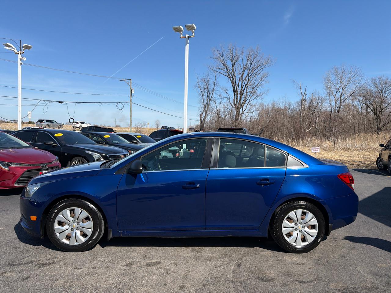 Chevrolet Cruze 4dr Sdn LS 2012