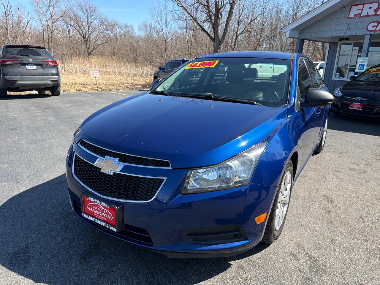 Chevrolet Cruze 4dr Sdn LS 2012