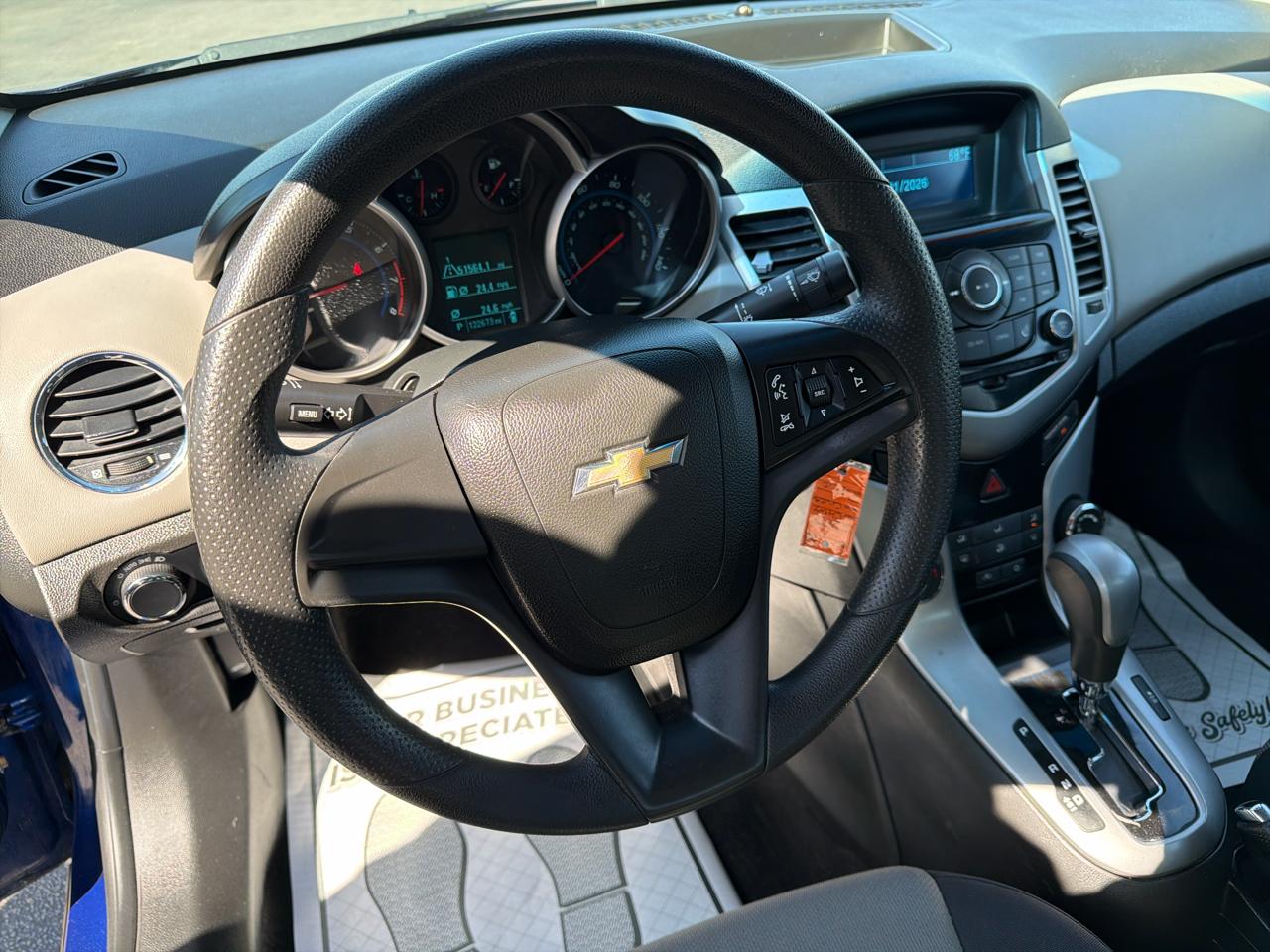 Chevrolet Cruze 4dr Sdn LS 2012