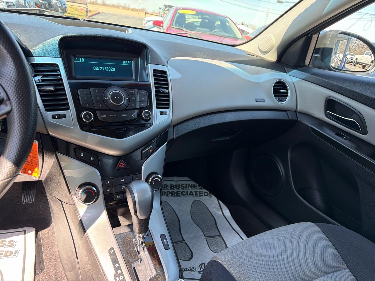 Chevrolet Cruze 4dr Sdn LS 2012