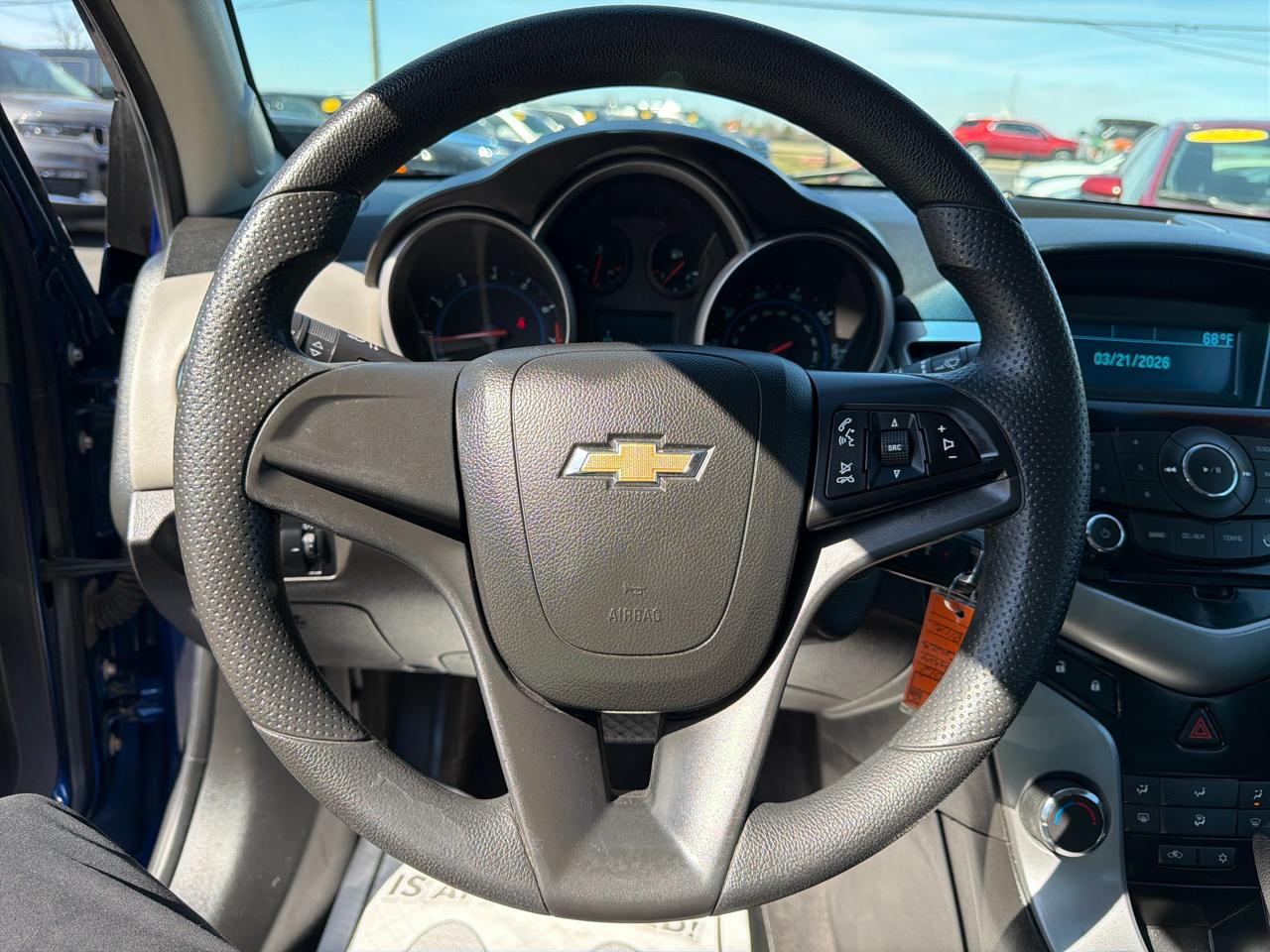 Chevrolet Cruze 4dr Sdn LS 2012