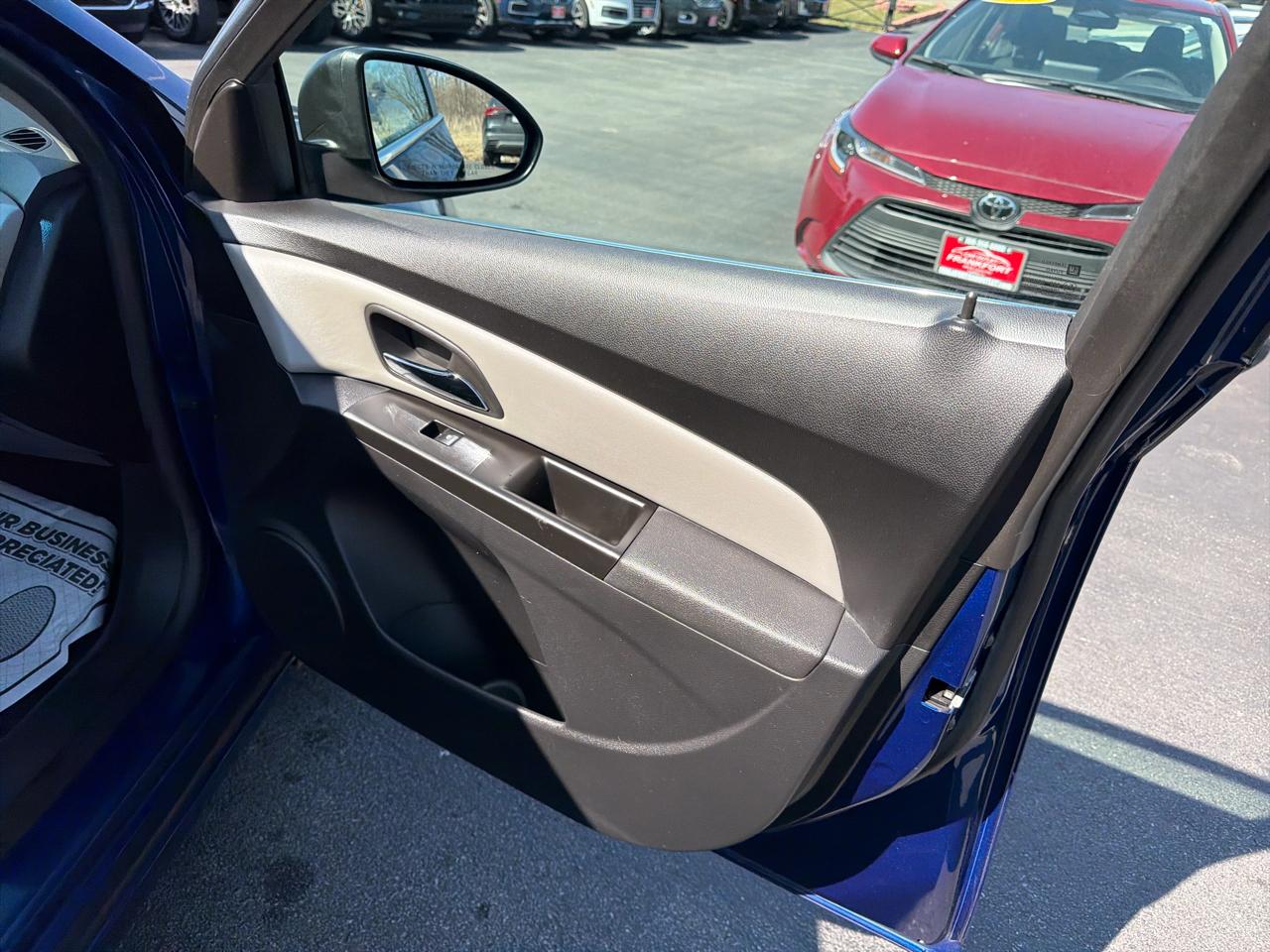 Chevrolet Cruze 4dr Sdn LS 2012