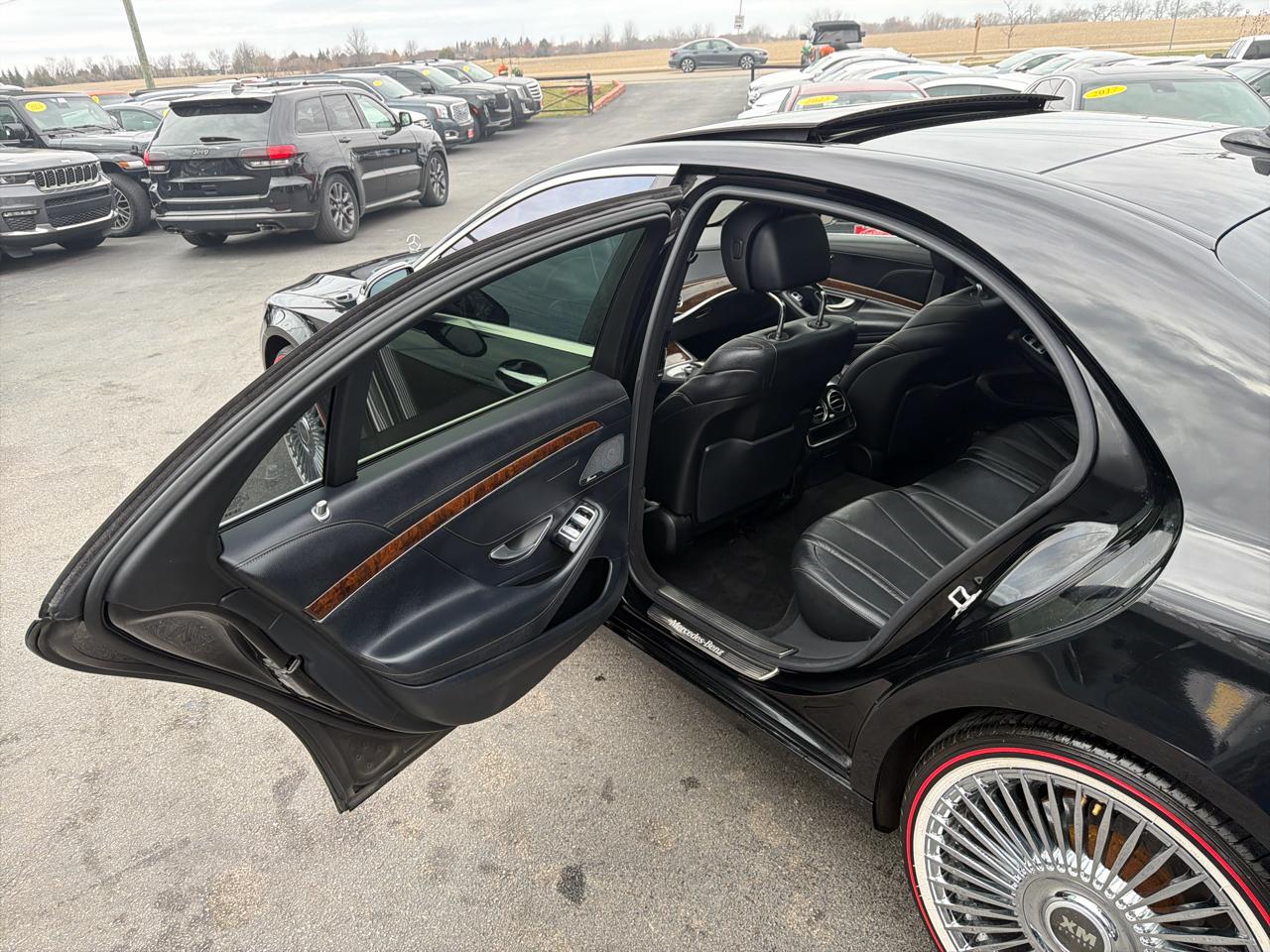 Mercedes-Benz S-Class 4dr Sdn S 550 4MATIC 2015