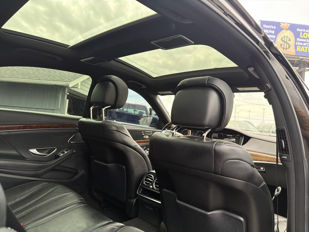 Mercedes-Benz S-Class 4dr Sdn S 550 4MATIC 2015