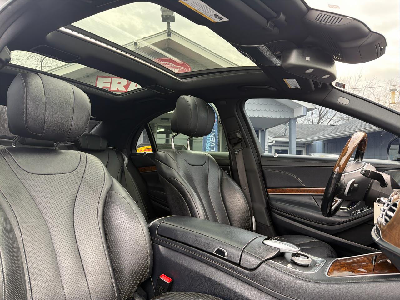 Mercedes-Benz S-Class 4dr Sdn S 550 4MATIC 2015