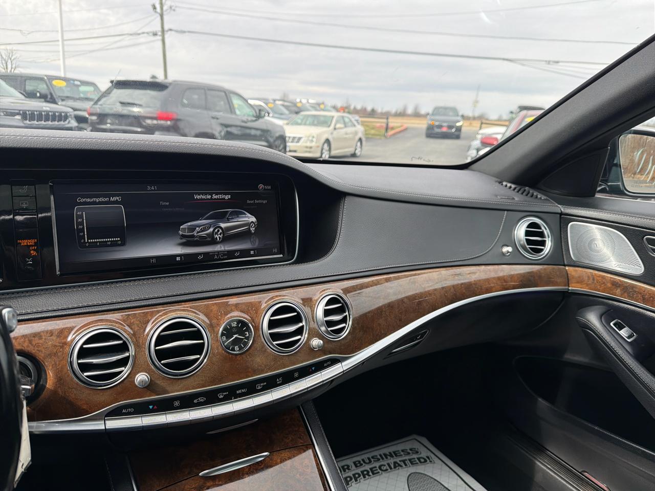 Mercedes-Benz S-Class 4dr Sdn S 550 4MATIC 2015