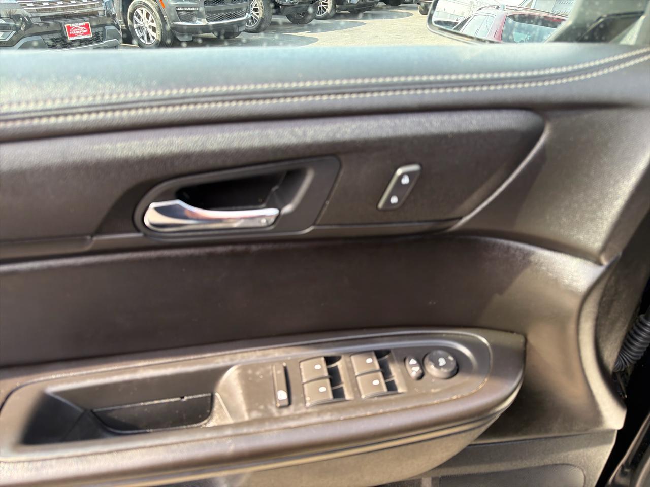 Chevrolet Traverse AWD 4dr LT w/1LT 2017