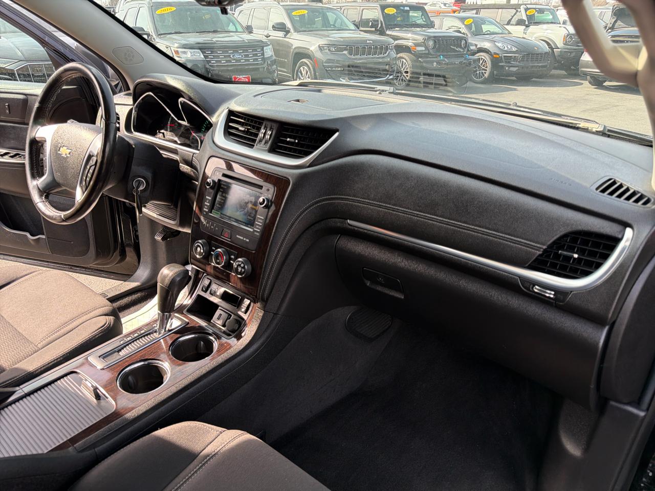 Chevrolet Traverse AWD 4dr LT w/1LT 2017