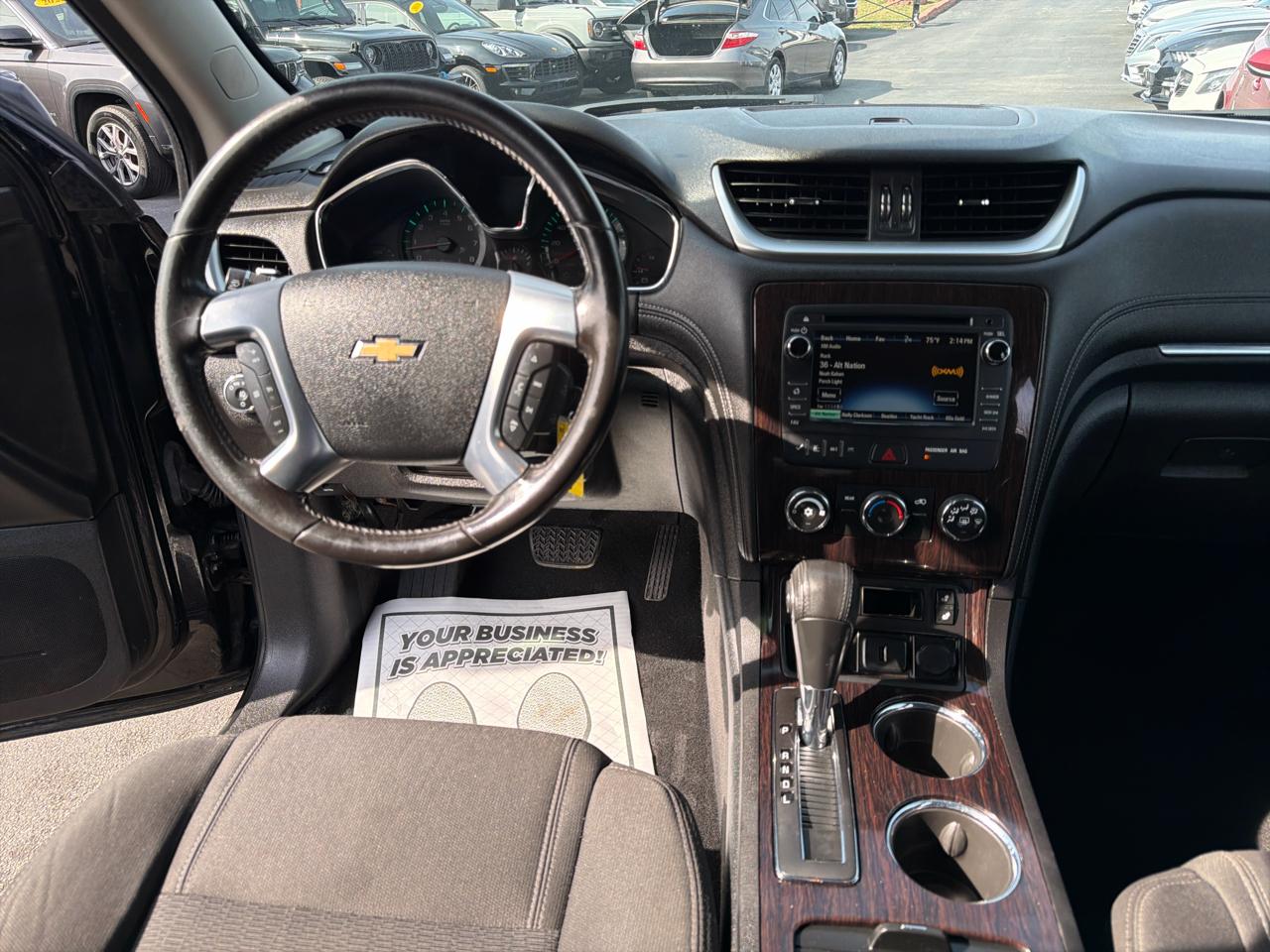 Chevrolet Traverse AWD 4dr LT w/1LT 2017