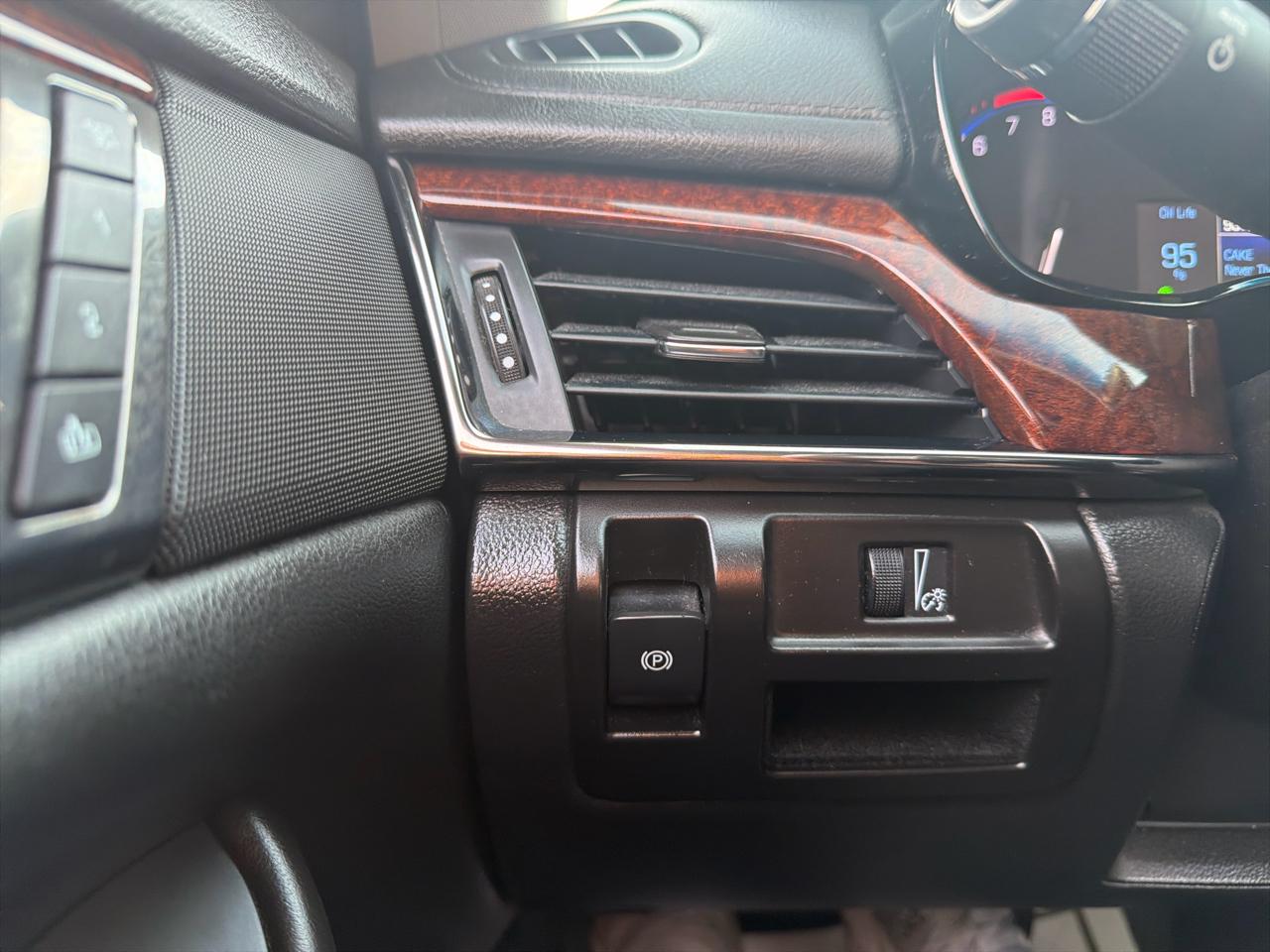 Cadillac CTS Sedan 4dr Sdn 2.0L Turbo Luxury AWD 2014