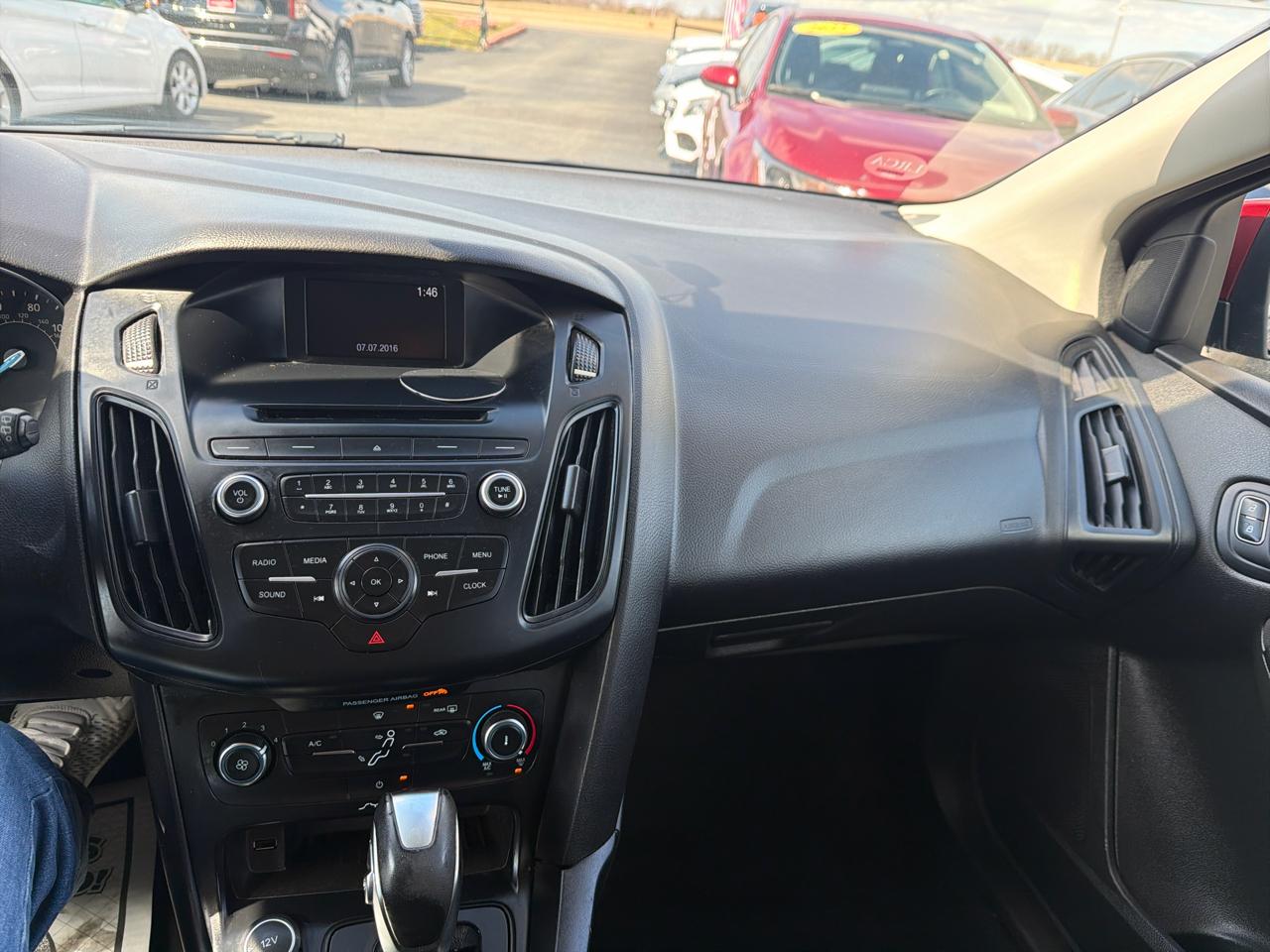 Ford Focus 5dr HB SE 2016