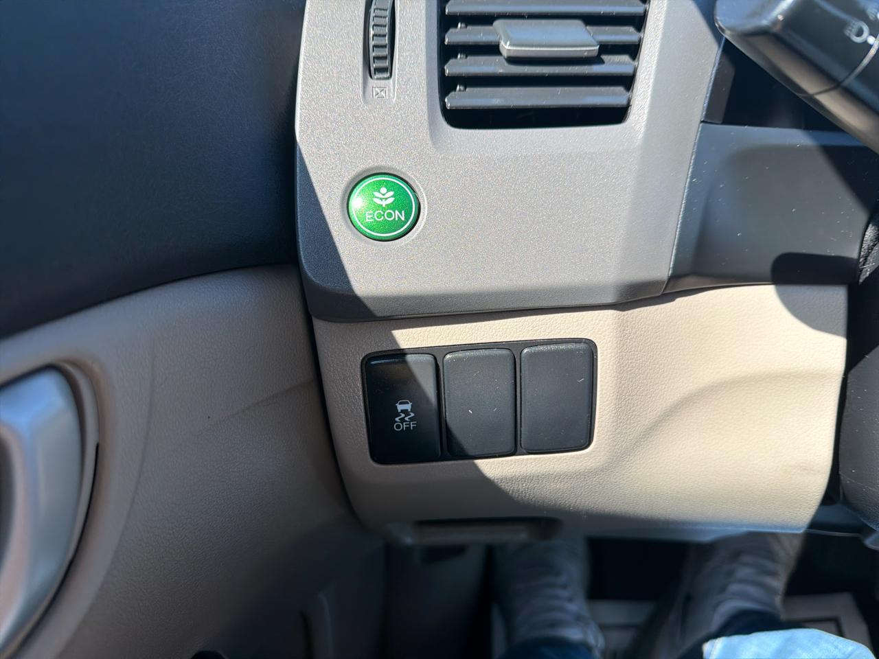 Honda Civic Sdn 4dr Auto LX 2012