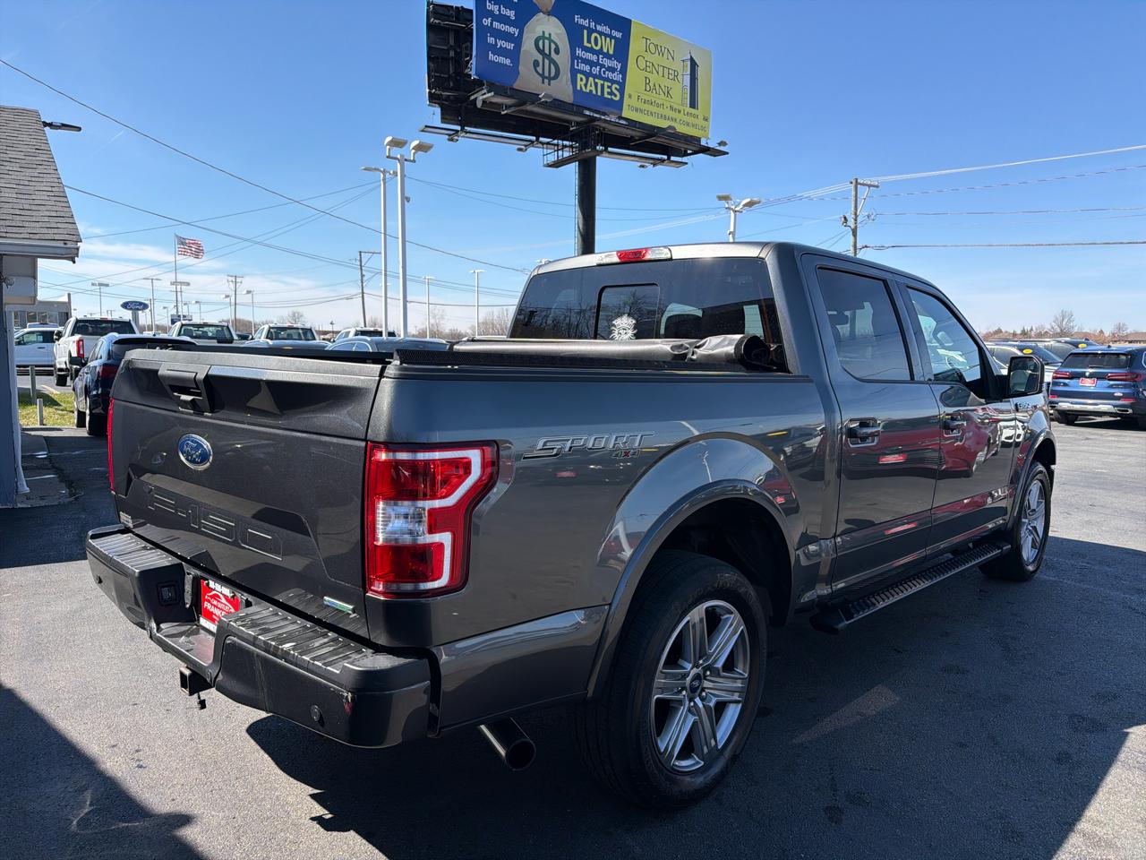 Ford F-150 4WD SuperCab 145" XLT 2019