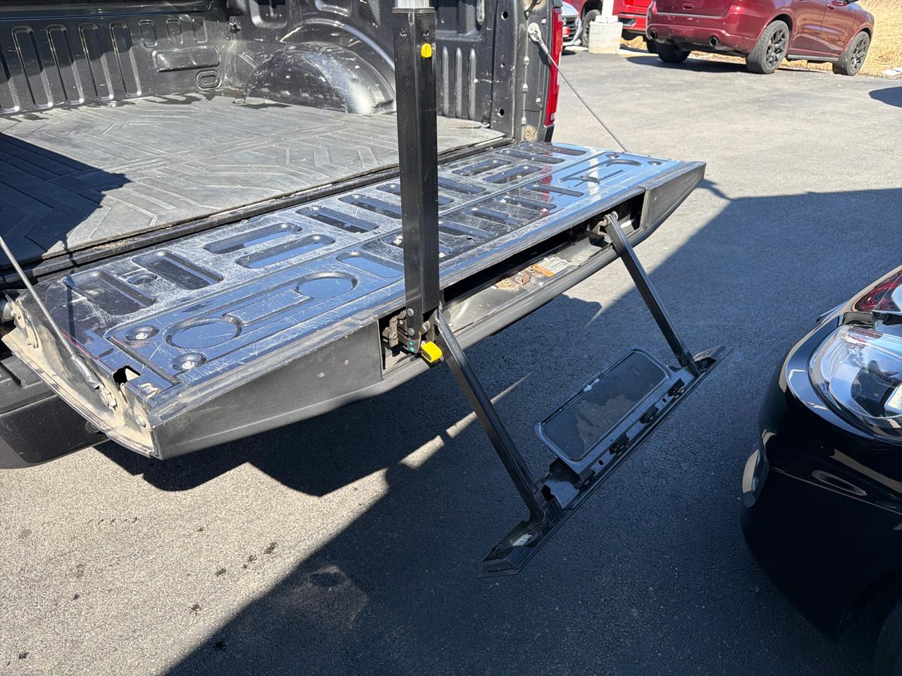 Ford F-150 4WD SuperCab 145" XLT 2019