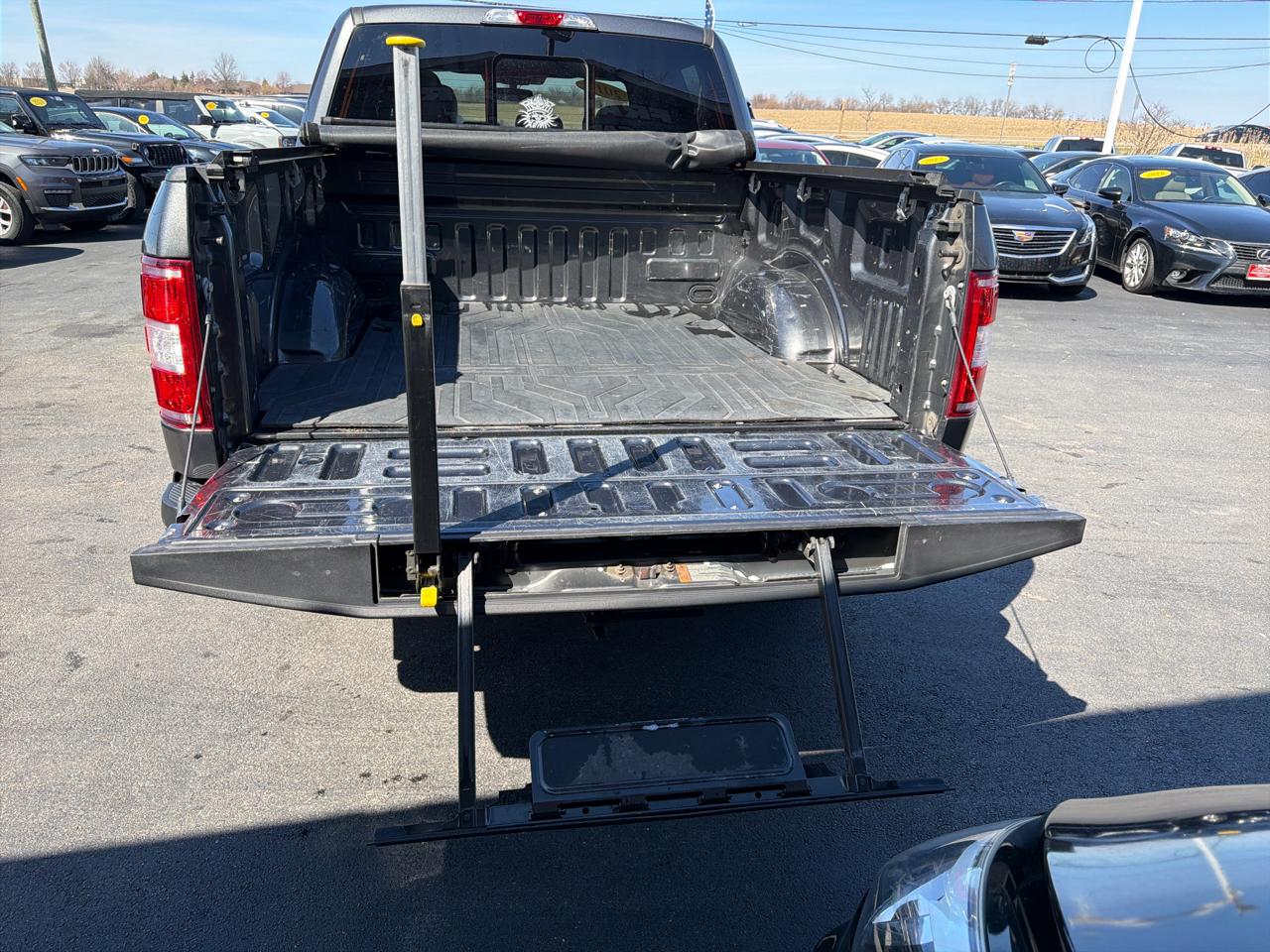 Ford F-150 4WD SuperCab 145" XLT 2019