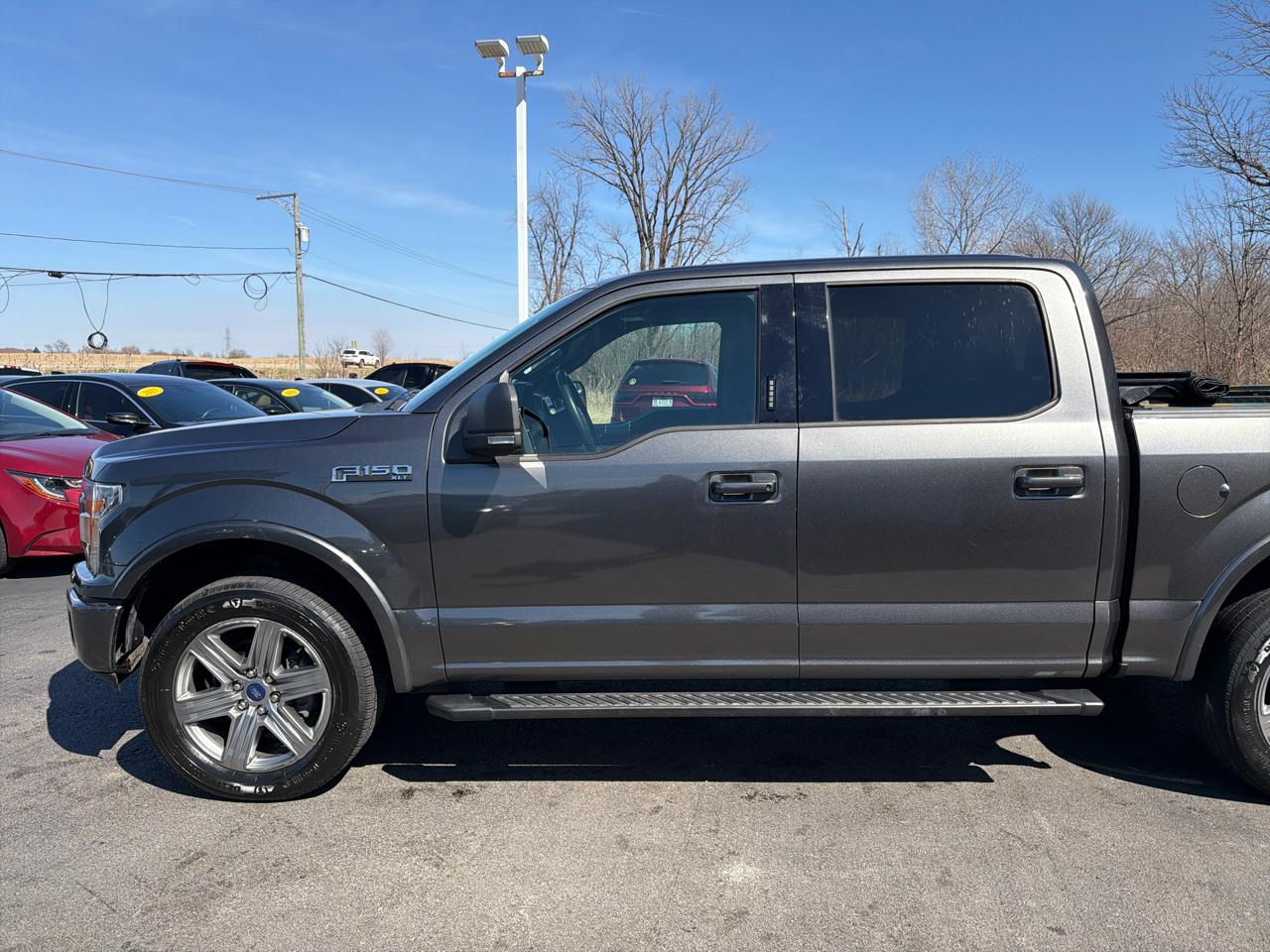 Ford F-150 4WD SuperCab 145" XLT 2019