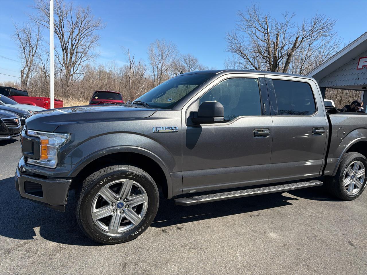 Ford F-150 4WD SuperCab 145" XLT 2019