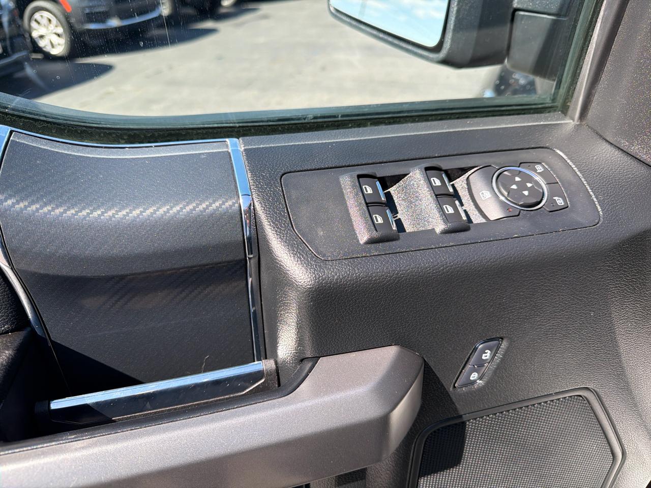 Ford F-150 4WD SuperCab 145" XLT 2019