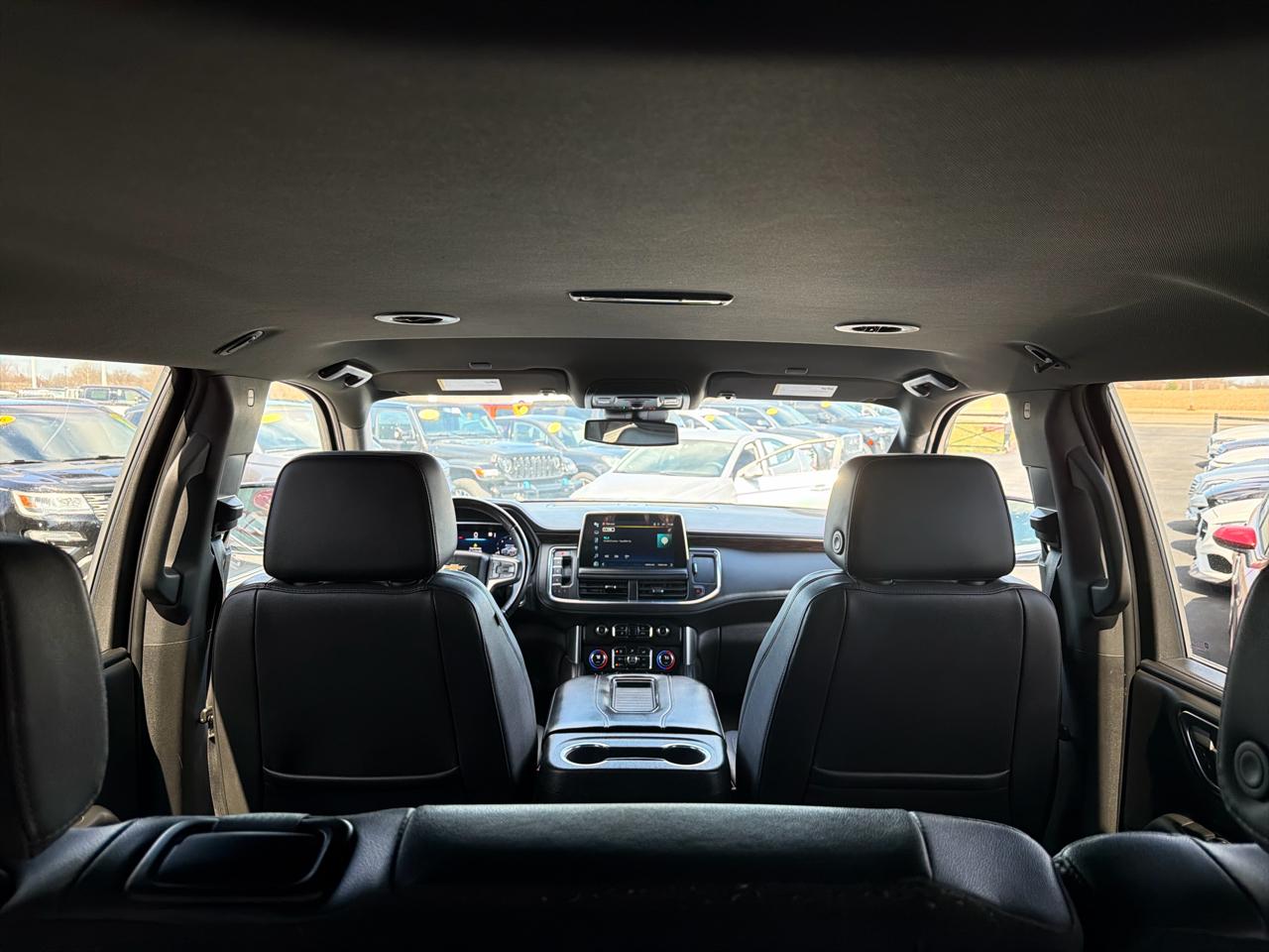 Chevrolet Suburban 4WD 4dr LT 2023