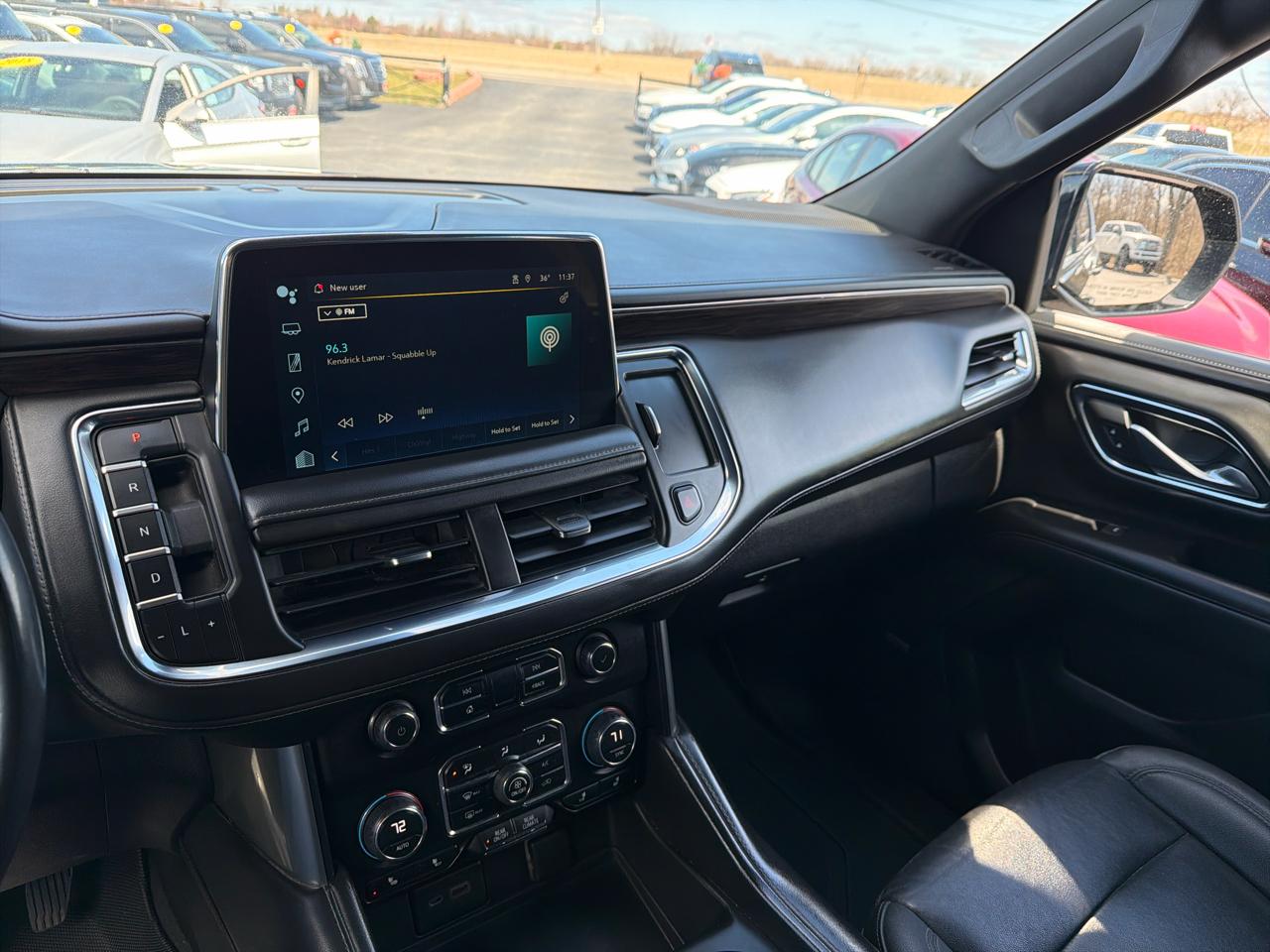 Chevrolet Suburban 4WD 4dr LT 2023