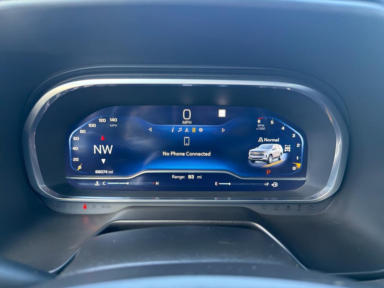 Chevrolet Suburban 4WD 4dr LT 2023