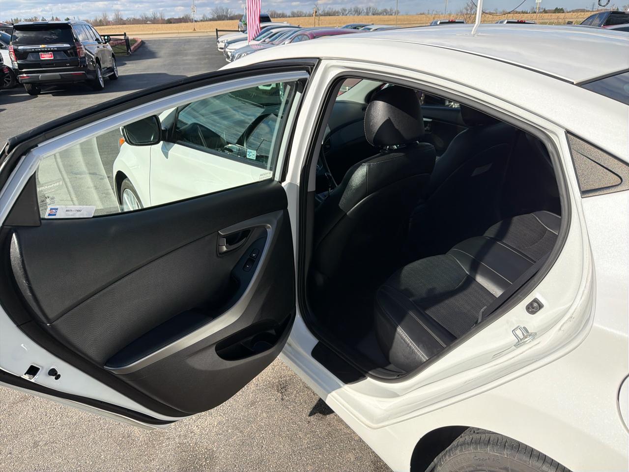 Hyundai Elantra 4dr Sdn Auto Limited (Alabama Plant) 2013