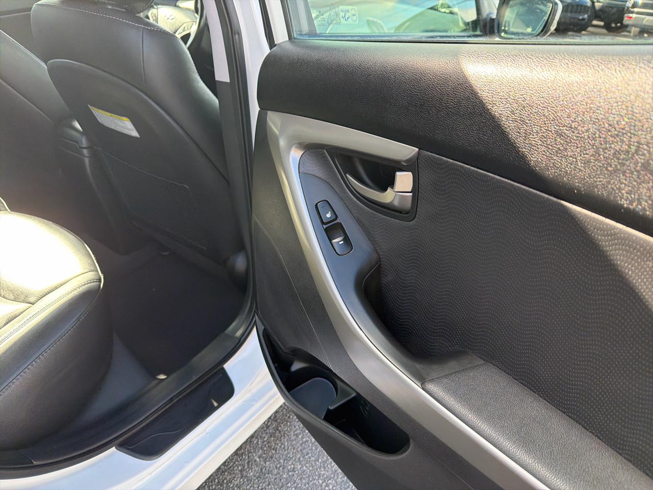 Hyundai Elantra 4dr Sdn Auto Limited (Alabama Plant) 2013