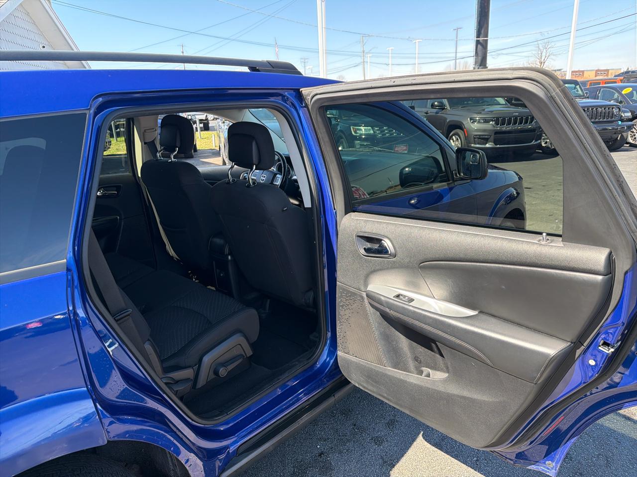 Dodge Journey FWD 4dr SE 2012