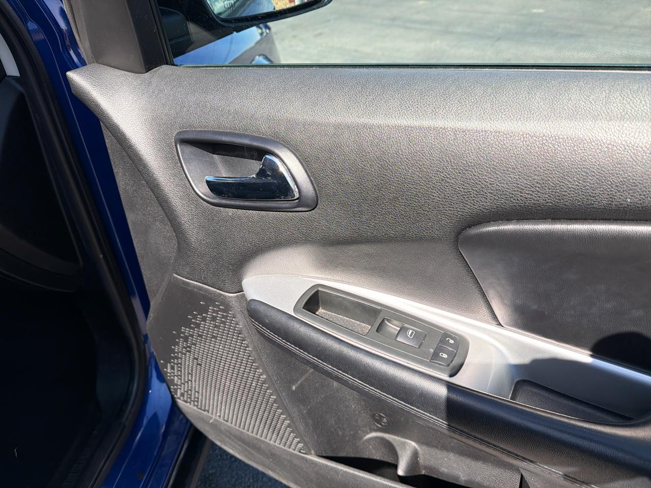 Dodge Journey FWD 4dr SE 2012