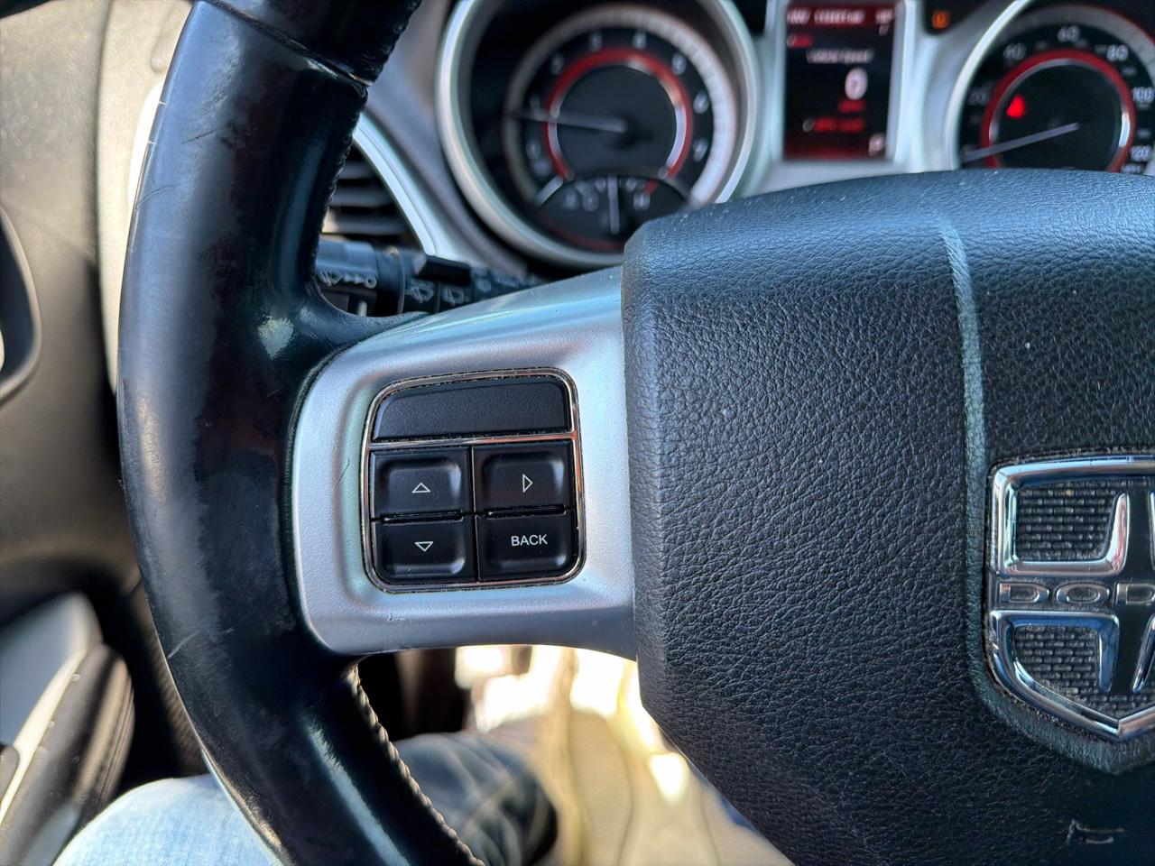 Dodge Journey FWD 4dr SE 2012