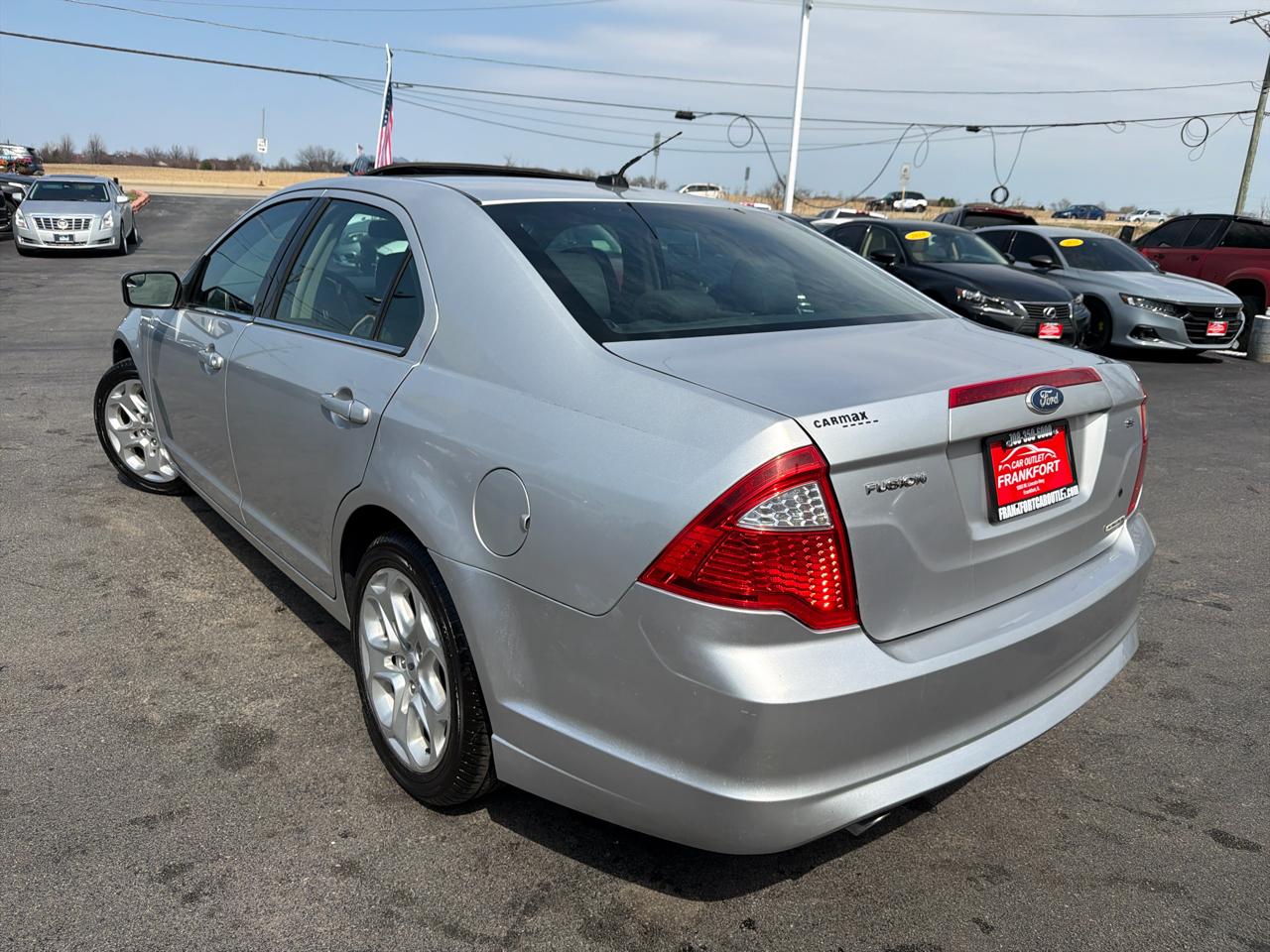 Ford Fusion 4dr Sdn SE FWD 2011