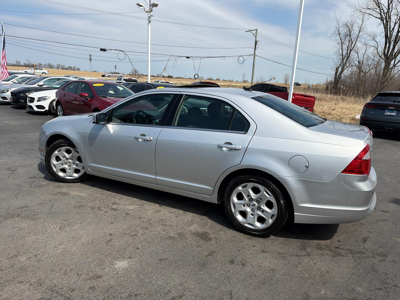 Ford Fusion 4dr Sdn SE FWD 2011