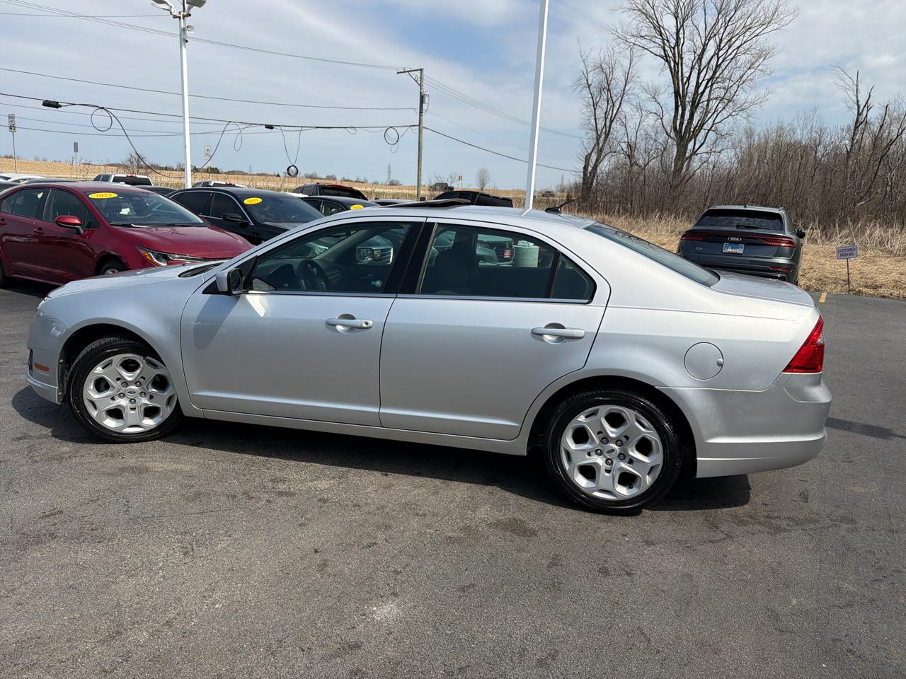 Ford Fusion 4dr Sdn SE FWD 2011