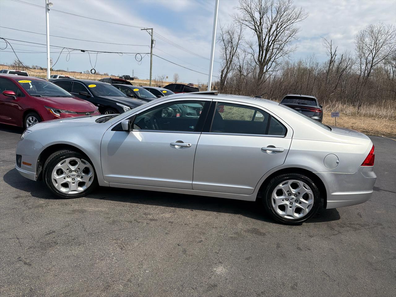 Ford Fusion 4dr Sdn SE FWD 2011