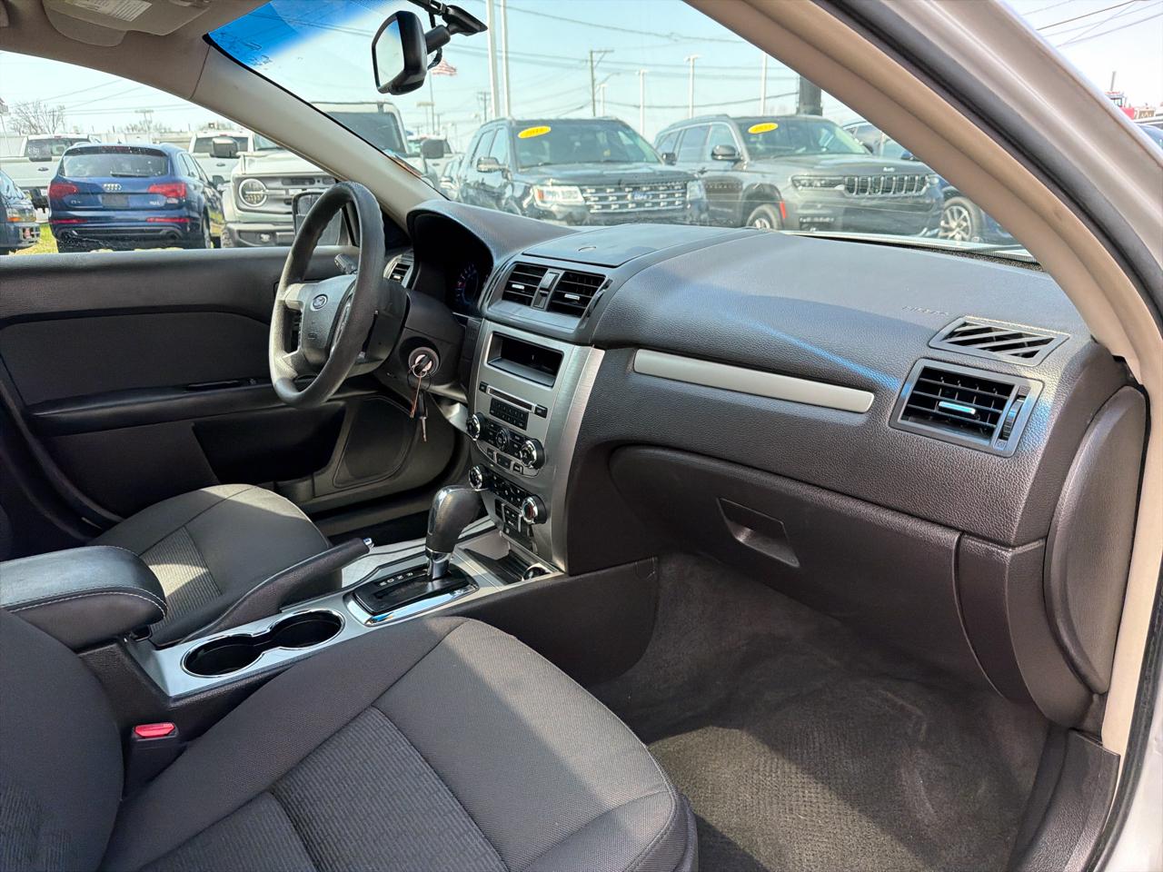 Ford Fusion 4dr Sdn SE FWD 2011