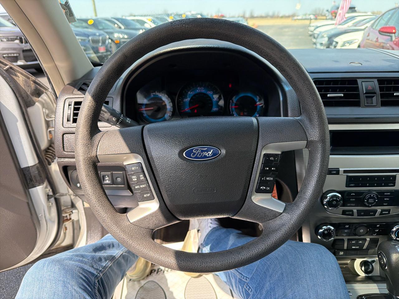 Ford Fusion 4dr Sdn SE FWD 2011