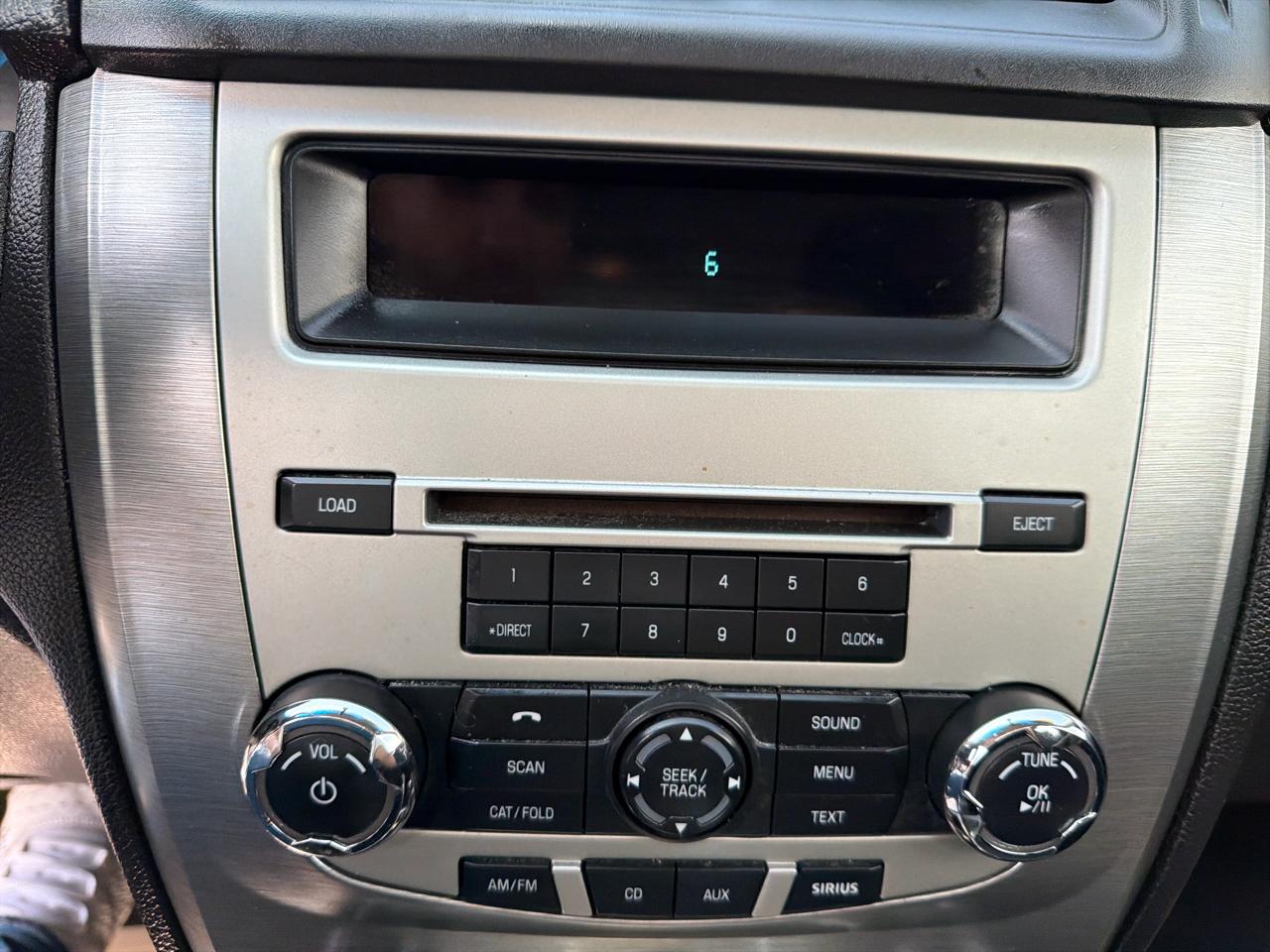 Ford Fusion 4dr Sdn SE FWD 2011