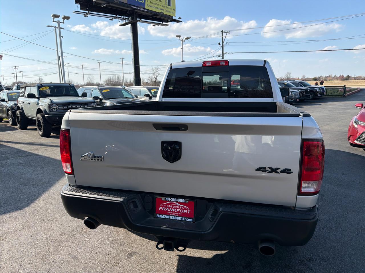 RAM 1500 4WD Quad Cab 140.5" Big Horn 2014