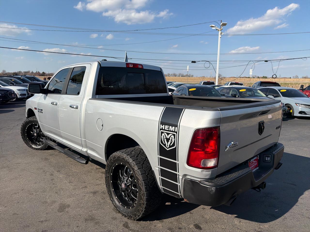 RAM 1500 4WD Quad Cab 140.5" Big Horn 2014