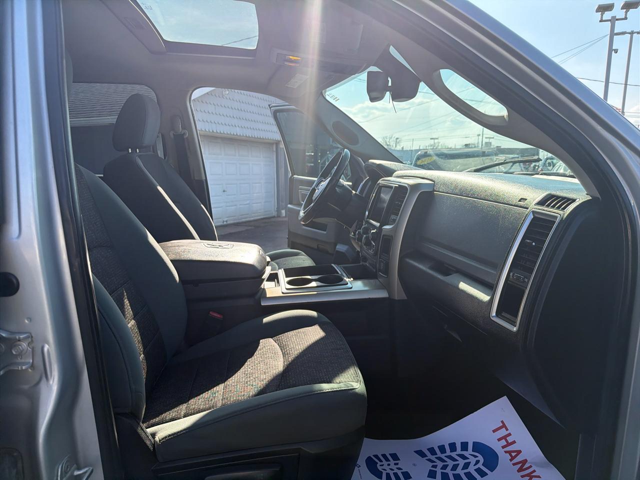 RAM 1500 4WD Quad Cab 140.5" Big Horn 2014