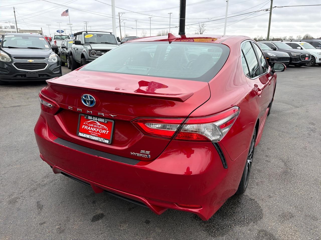 Toyota Camry Hybrid LE CVT (Natl) 2019
