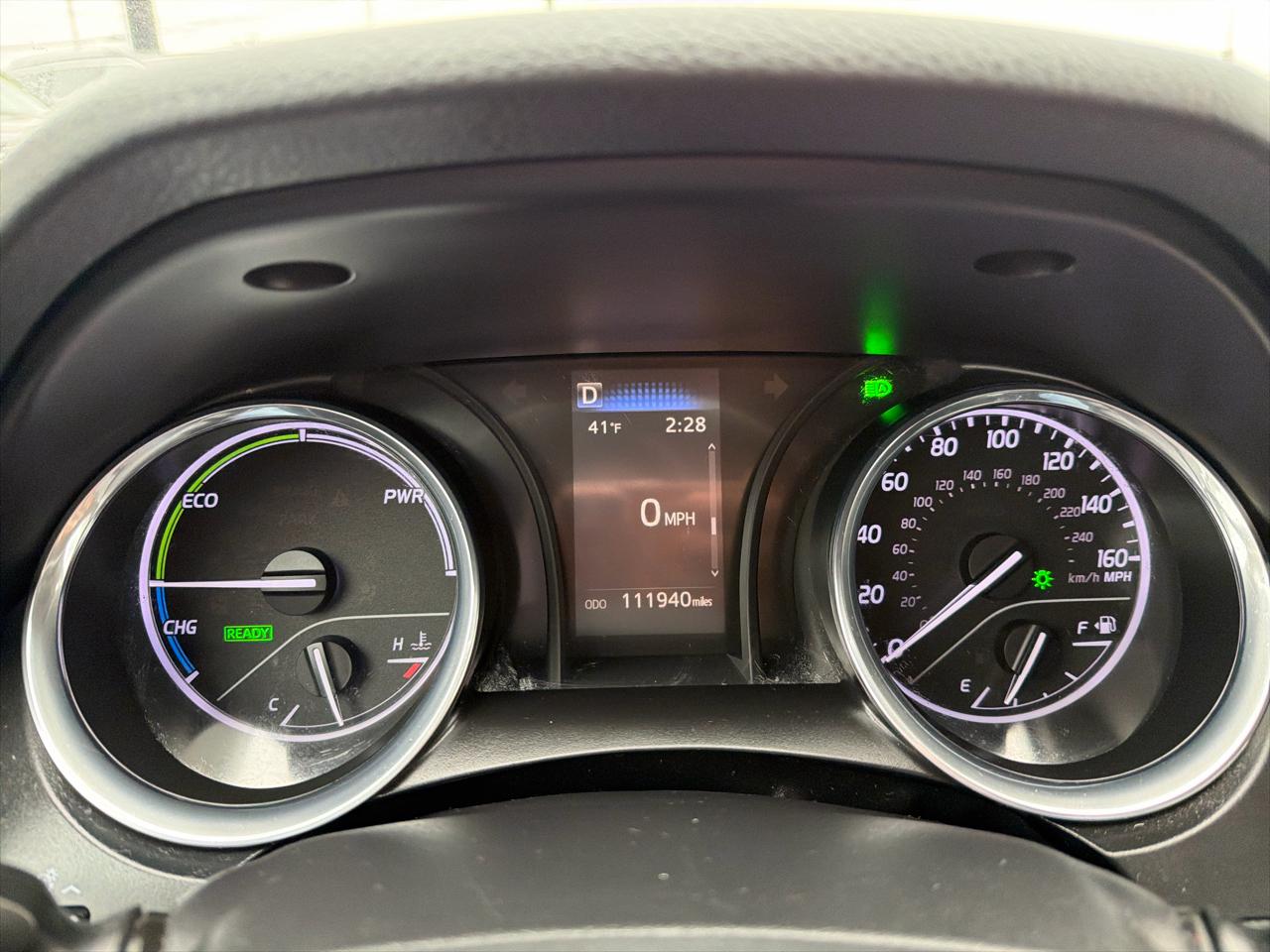 Toyota Camry Hybrid LE CVT (Natl) 2019