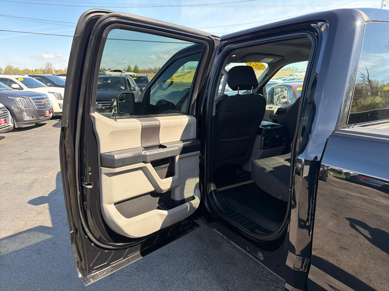 Ford F-150 4WD SuperCrew 157" XLT 2019