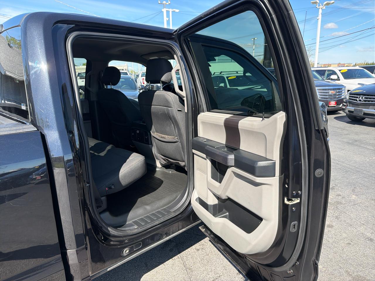 Ford F-150 4WD SuperCrew 157" XLT 2019