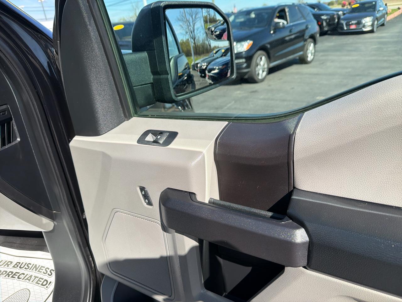 Ford F-150 4WD SuperCrew 157" XLT 2019